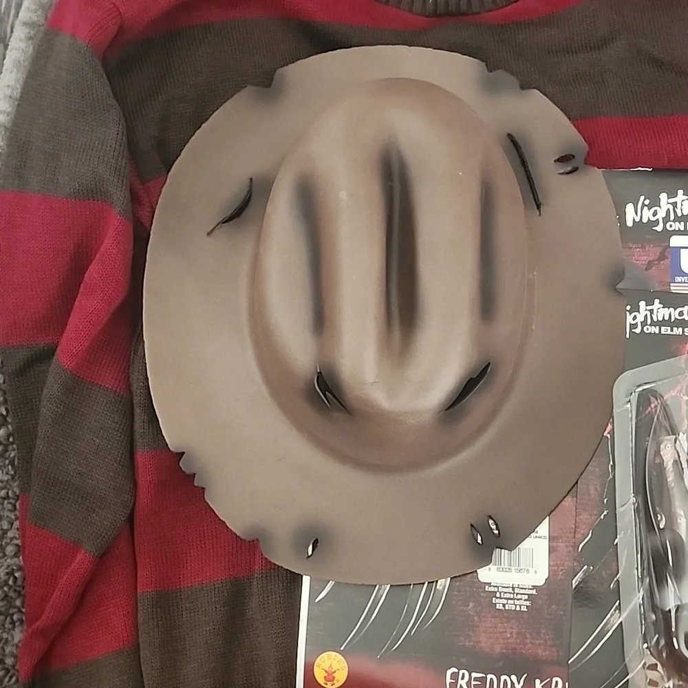 LIKE NEW, worn once, A NIGTMARE ON ELM STREET